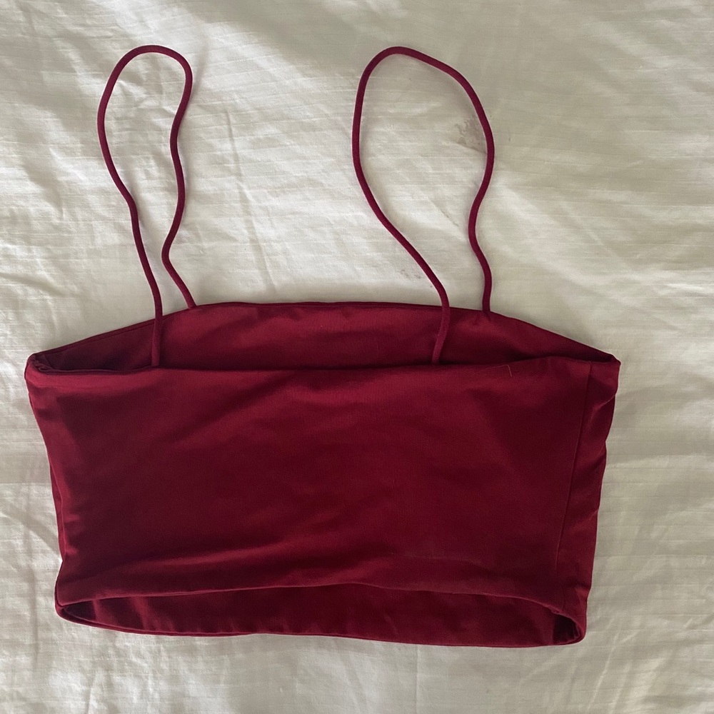 Cropped Tank Top - Picture 2 of 4